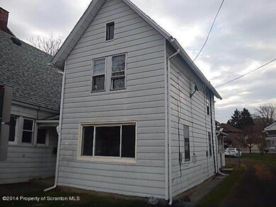 127 Susquehanna Ave, Olyphant, PA 18447 - photo 6