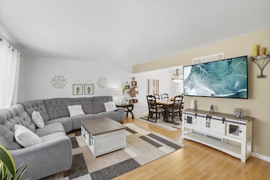 8612 Jefferson Ave, Munster, IN 46321 - photo 3