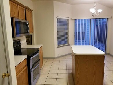 3111 Creekwood Dr, Wylie, TX 75098 - photo 3