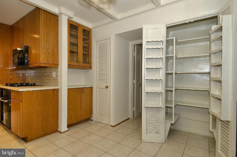 12613 Taylor Ct, Silver Spring, MD 20904 - photo 4