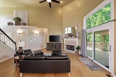 Great Room (pic #2)