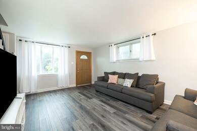 271 Woodbridge Rd, Clifton Heights, PA 19018 - photo 6