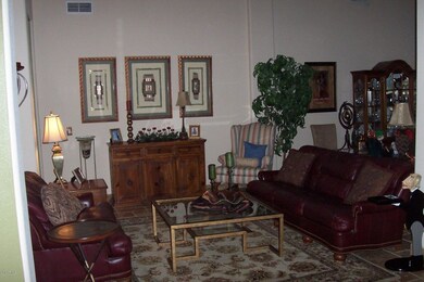 4-ConversationRoom