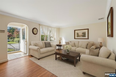 14 Valhalla Way, Wayne, NJ 07470 - photo 5