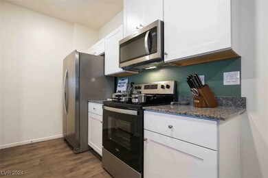 7484 Mountain Ledge St, Las Vegas, NV 89139 - photo 5