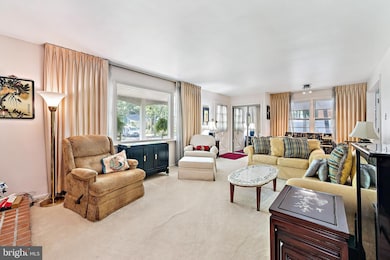 633 S Edge Park Dr, Haddonfield, NJ 08033 - photo 7