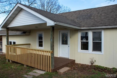 386 Birds Nest Rd, Steelville, MO 65565 - photo 2