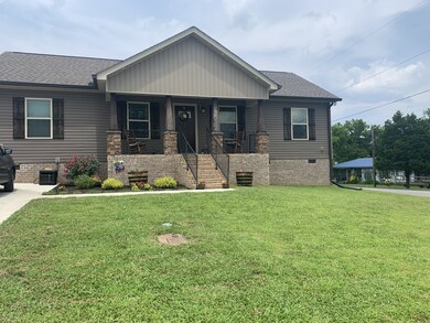 100 Lexington Cove, Shelbyville, TN 37160 - photo 2