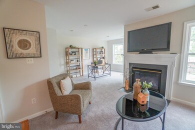 3309 Beechcliff Dr, Alexandria, VA 22306 - photo 4