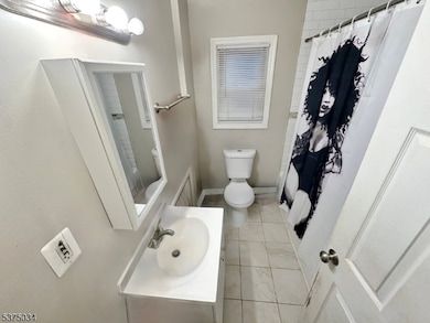 713 E 3rd Ave, Roselle, NJ 07203 - photo 5