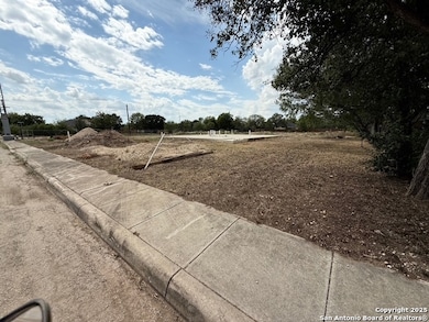 2327 SW 34th St, San Antonio, TX 78237 - photo 5
