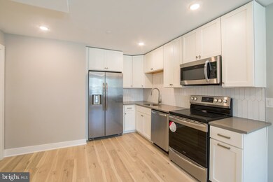 5230 Walnut St unit 1F, Philadelphia, PA 19139 - photo 5