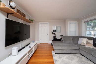 50 Plain St, Rockland, MA 02370 - photo 5