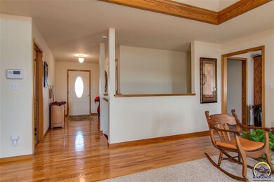 4114 SW Misty Harbor Ave, Topeka, KS 66610 - photo 5