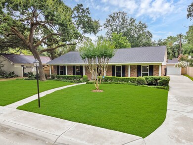 10043 Olympia Dr, Houston, TX 77042 - photo 3