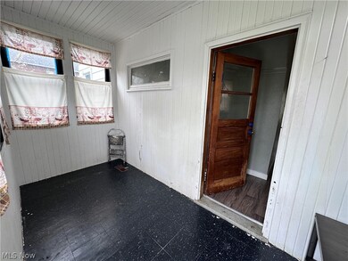 1754 E 30th St, Lorain, OH 44055 - photo 7