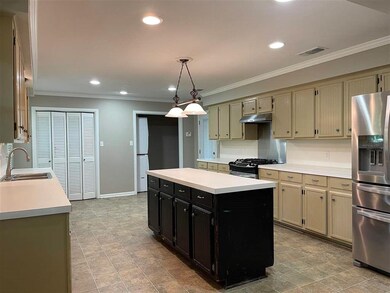 14 Clay Ave, Texarkana, TX 75503 - photo 3