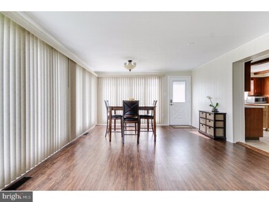 136 Thompson Ave, Gibbstown, NJ 08027 - photo 7