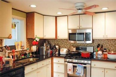 210 Quincy Shore Dr, Quincy, MA 02171 - photo 4