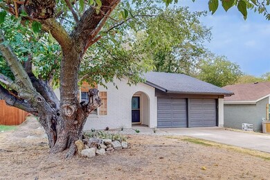 824 Rumfield Rd, Fort Worth, TX 76108 - photo 4