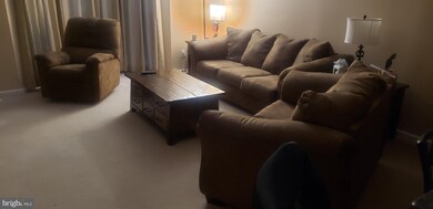 39 Falcon Ln unit Q39, Delran, NJ 08075 - photo 2