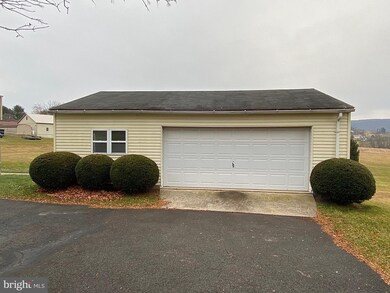 1058 Deep Creek Rd, Ashland, PA 17921 - photo 7