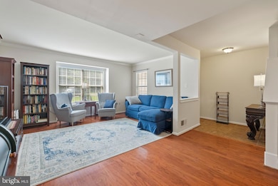 15385 Inlet Place, Dumfries, VA 22025 - photo 3