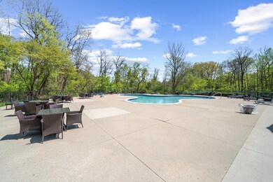 7288 Danbrooke unit 125, West Bloomfield, MI 48322 - photo 4