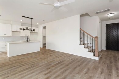 1277 Oakmont Bend Dr, Houston, TX 77091 - photo 4