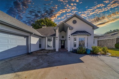 4112 Fairlakes Ct, Dallas, TX 75228 - photo 4