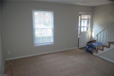 323 Old Vineyard Rd, Winston Salem, NC 27104 - photo 3