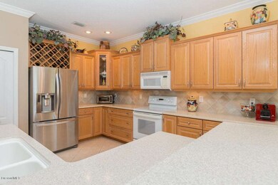 Kitchen 11