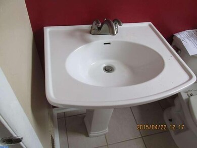 618 W Wiltshire Dr, Wallingford, PA 19086 - photo 7