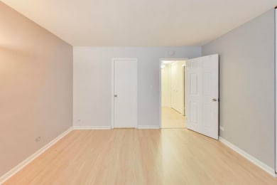 Hinman House unit 211, Evanston, IL 60201 - photo 7