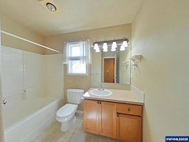 824 SE Bayshore Cir, Corvallis, OR 97333 - photo 7