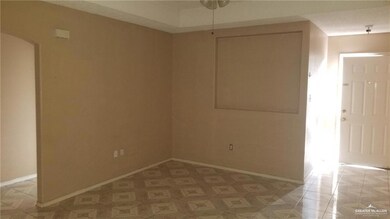 2205 Kimberly Ln unit B, Edinburg, TX 78541 - photo 3