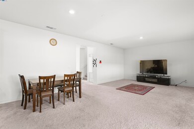 9620 Mason Trails Rd, Roseville, CA 95747 - photo 7