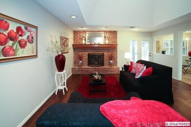 2541 Regency Rd, Bartlesville, OK 74006 - photo 6