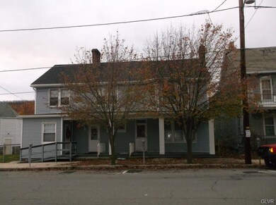 9 E Ridge St unit 11, Lansford, PA 18232 - photo 2