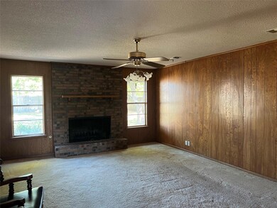 2411 Cindy Ln, Denison, TX 75020 - photo 5