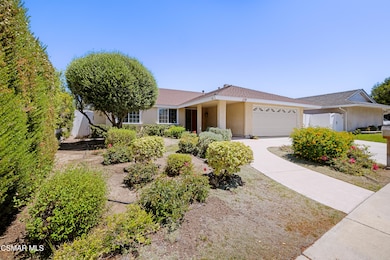579 Shenandoah St, Thousand Oaks, CA 91360 - photo 4