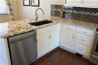 love the granite!