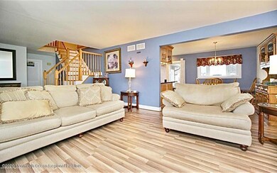 1 Rochelle Dr