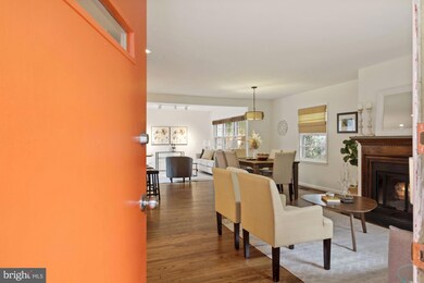 10 Center St, Washington Grove, MD 20880 - photo 3