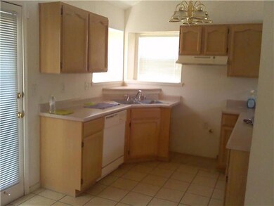 401 Lauren St, Horizon City, TX 79928 - photo 3