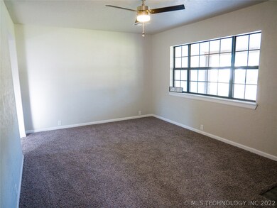 1306 Fairview Ave, McAlester, OK 74501 - photo 4