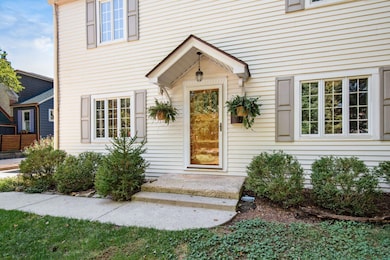 411 Garden Rd, Columbus, OH 43214 - photo 2