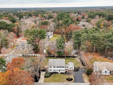 12 Spruce Ln, Duxbury, MA 02332 - photo 5