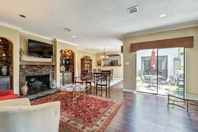 9623 Doliver Dr, Houston, TX 77063 - photo 3