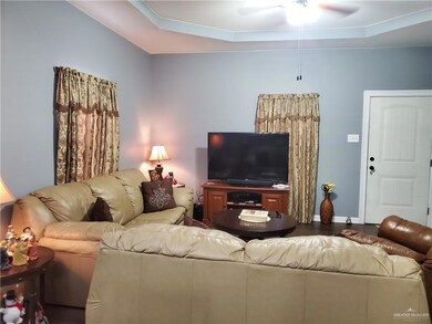 602 S Milanos Rd, Weslaco, TX 78596 - photo 6